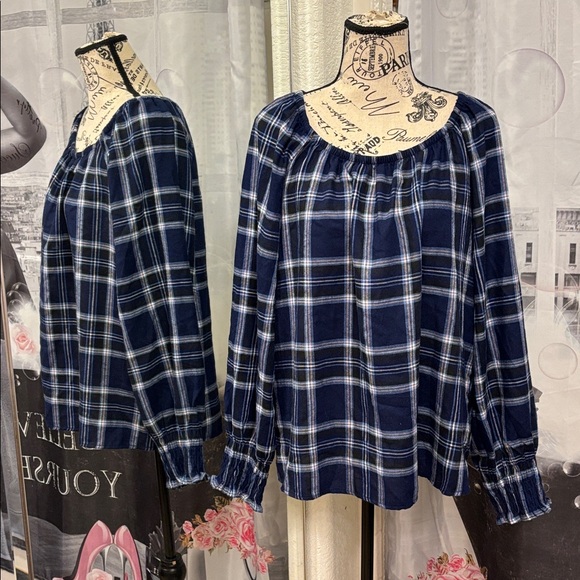 Counterparts Tops - NWT Counterparts Navy Plaid Peasant Blouse